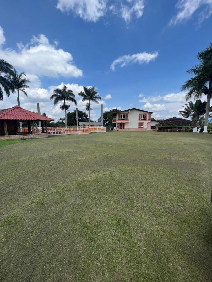 Alojamiento Campestre Hawaii Монтенегро Экстерьер фото
